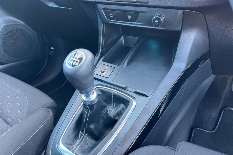 2024 Ford Puma 1.0 EcoBoost Hybrid mHEV Titanium 5dr HATCHBACK PETROL Manual