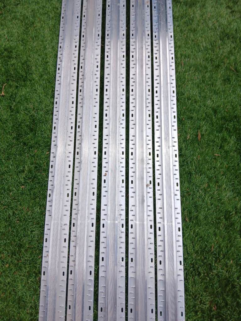 5 Carpet door strips like new