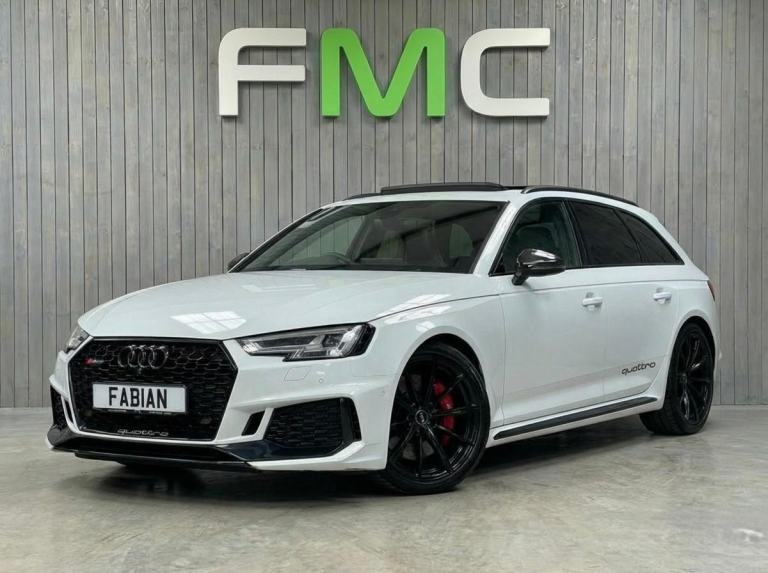 2018 Audi RS4 Avant TFSI Quattro Auto **Pan Roof - HUD - Stunning Example**