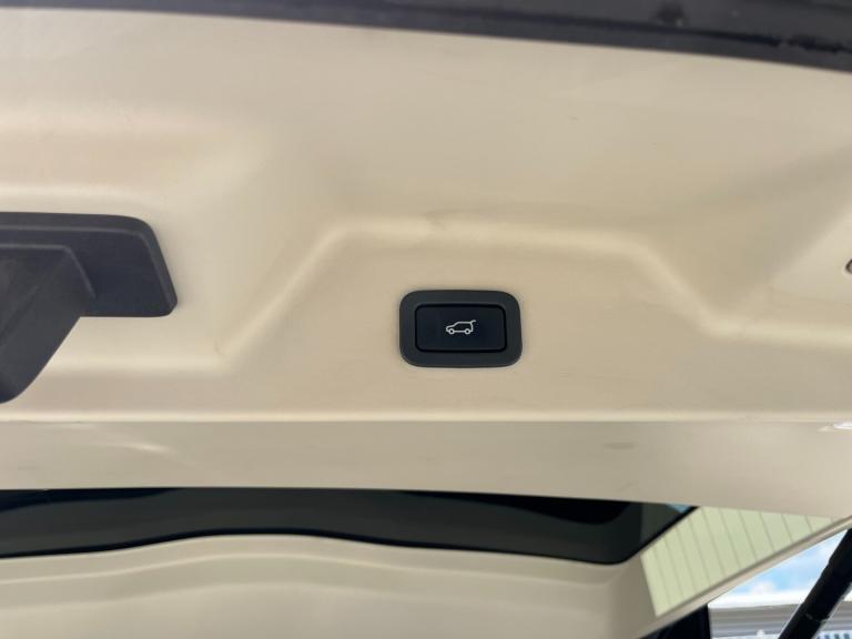 2021 Land Rover Range Rover 2.0 P400e Westminster Black 4dr Auto SUV Petrol/Electric Hybrid Autom...