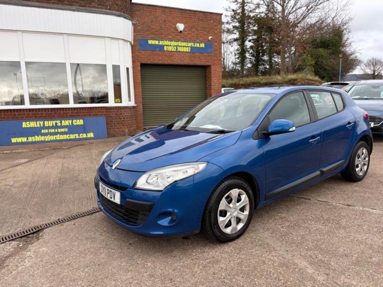  Renault Megane 1.5 dCi 90 Expression 5dr 16 SERVICE STAMPS Diesel