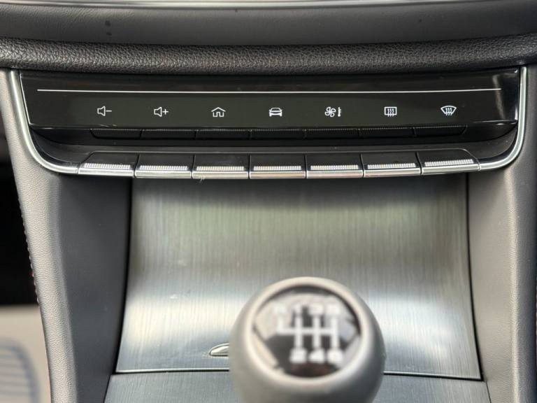 2020 MG MG HS 1.5 T-GDI Exclusive SUV 5dr Petrol Manual Euro 6 (s/s) (162 ps) ESTATE Petrol Manual