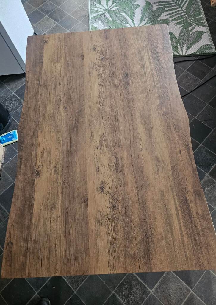 Free table