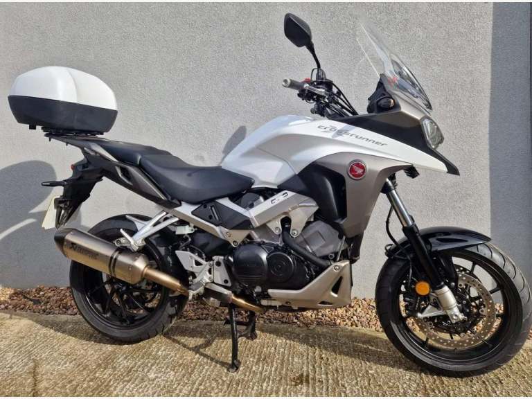 Honda VFR800X Crossrunner 800 2018 7174 miles from new pefect sports tourer 