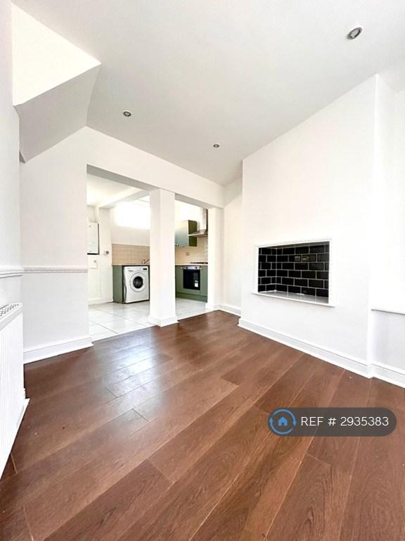 2 bedroom house in Oakfield Road, Liverpool, L4 (2 bed) (#2935383)