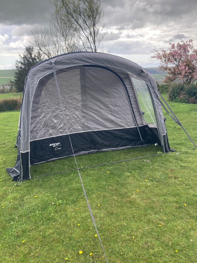 Drive away awning