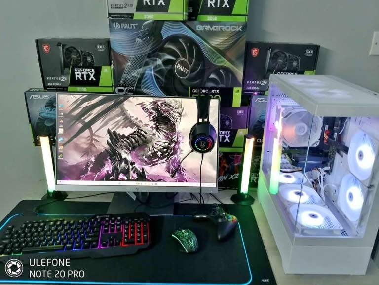 Gaming PC Computer All New Boxed ! Core i7 4.2Ghz, NVIDIA RTX 5050 Graphics Card