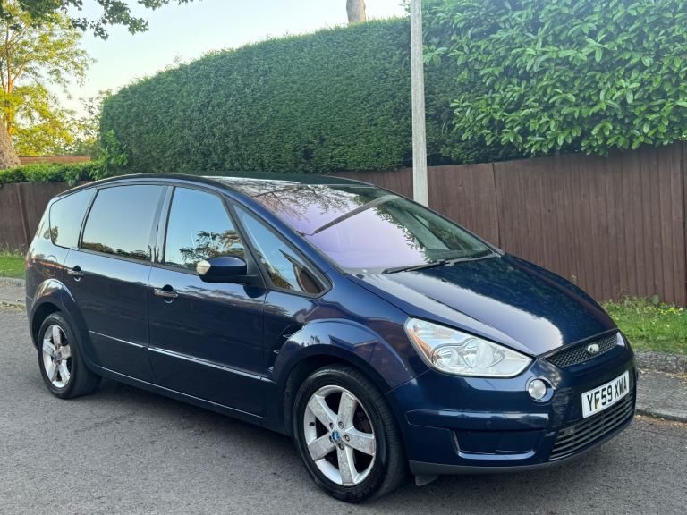 Ford S-Max 2.0 TDCi Titanium MPV 5dr Diesel - QUICK SALE!