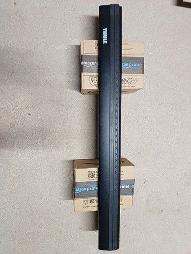 Thule WingBar Edge 104 cm roof bar one-pack black