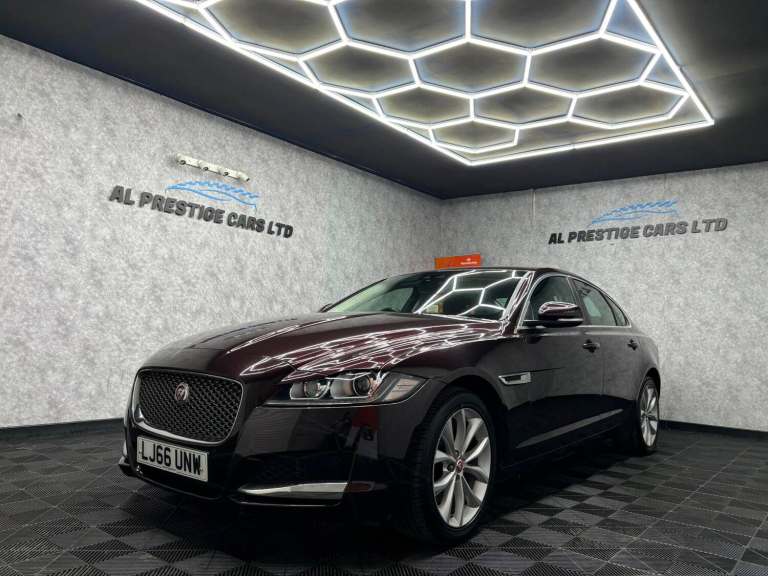Jaguar XF 2.0d Portfolio Auto Euro 6 (s/s) 4dr Diesel Automatic