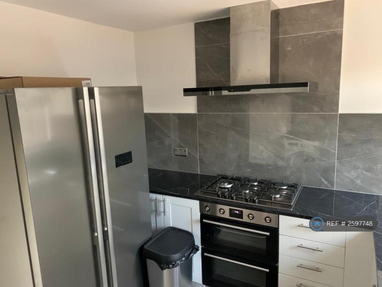 4 bedroom house in Brempsons, Basildon, SS14 (4 bed) (#2597748)