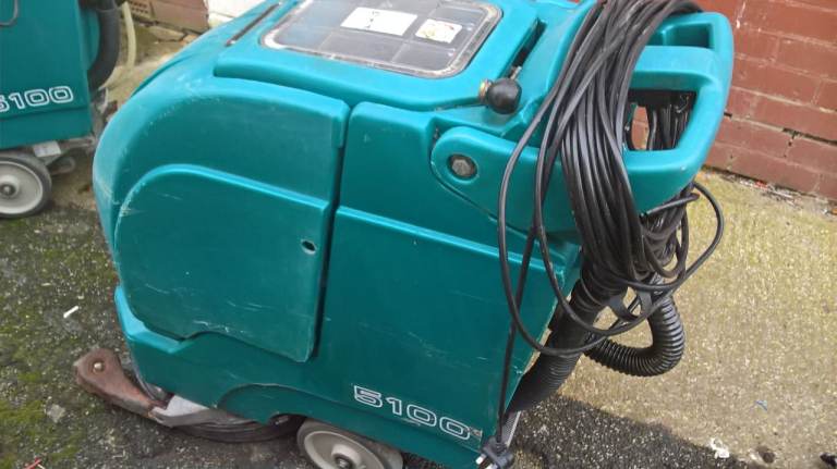 tenant 5100 Floor Scrubber Dryer – Good Condition