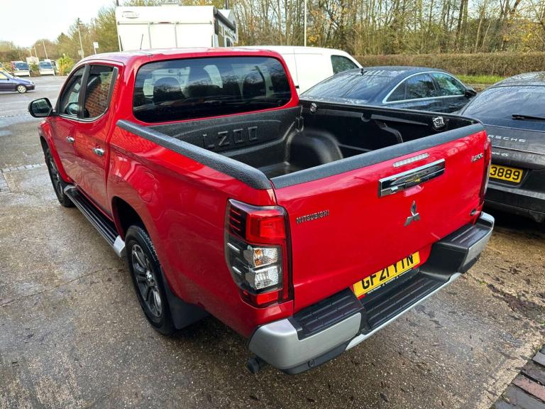 2021 Mitsubishi L200 2.3 L200 Barbarian X DI-D Auto 4WD Pickup Diesel Automatic