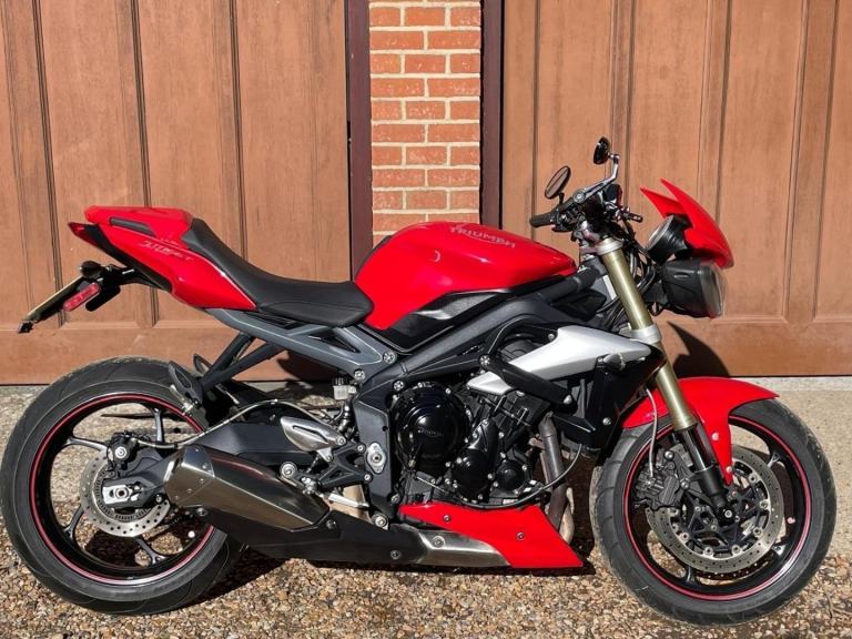 2016 TRIUMPH STREET TRIPLE 675