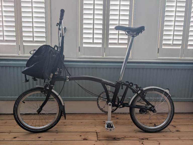 Brompton M3L Folding Bike – 3-Speed, with Brompton bag and carry case