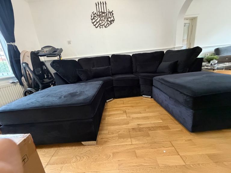 Large Black Corner Sofa with Matching Footstools