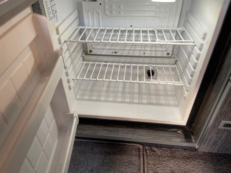 Honda Elysion Campervan