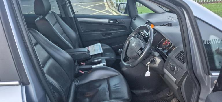2010 Vauxhall Zafira 1.8i Elite 5dr MPV Petrol Manual