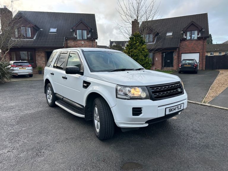 Land Rover, FREELANDER, Estate, 2014, Manual, 2179 (cc), 5 doors