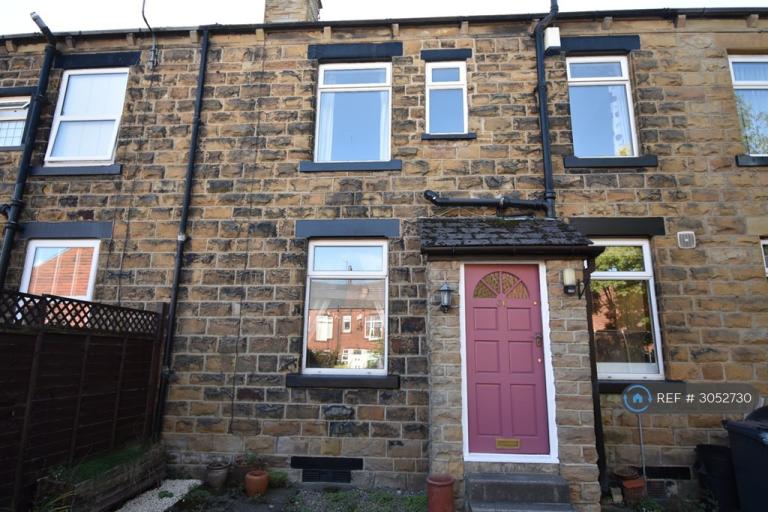 2 bedroom house in East Park St, Leeds, LS27 (2 bed) (#3052730)