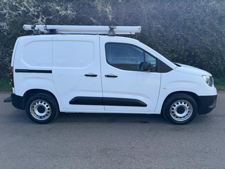 2019 Vauxhall Combo 2300 1.6 Turbo D 100ps H1 Edition Van PANEL VAN Diesel Manual