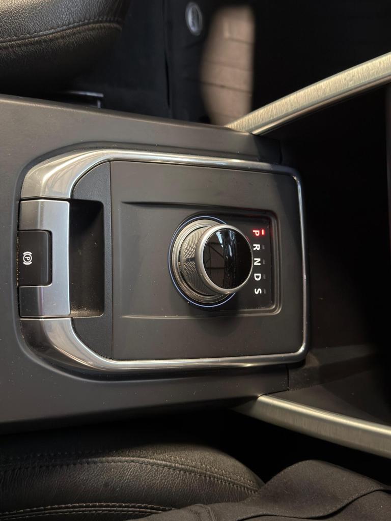 2016 Land Rover Discovery Sport 2.0 TD4 180 SE Tech 5dr Auto ESTATE DIESEL Automatic