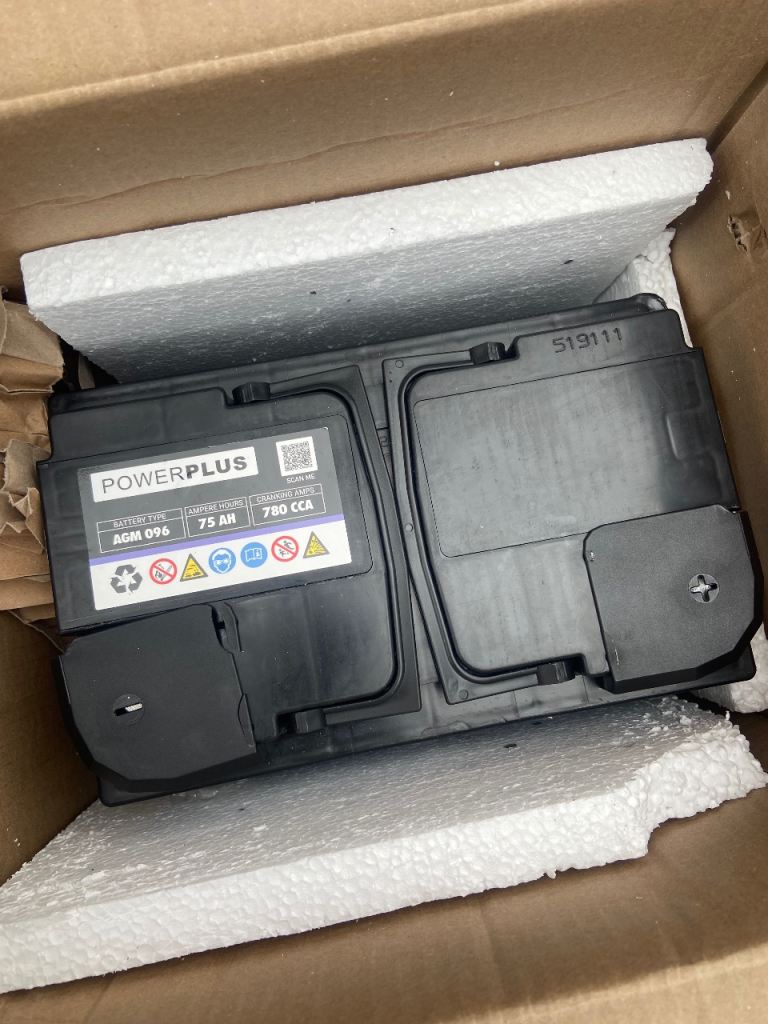 AGM stop start battery