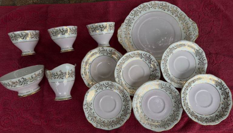 Vintage Royal Standard bone china tea set - 12 pieces