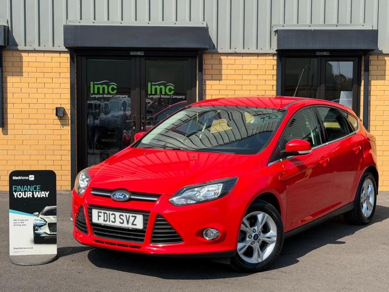 2013 Ford Focus 1.6 Zetec 5dr HATCHBACK PETROL Manual