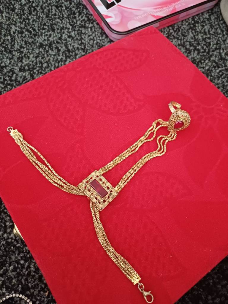 Gold Tone Bracelet and Ring Set with Red Stone – Good Condition