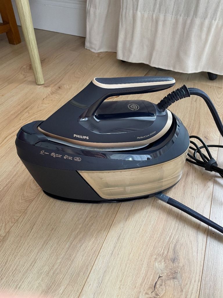Philips PerfectCare 6000 2400W Steam Generator Iron Perfect Care PSG6064/86