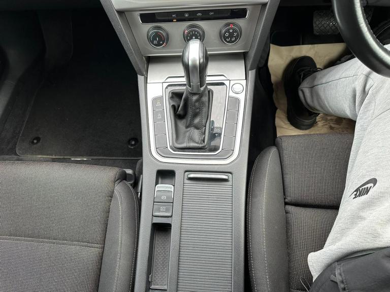 2016 Volkswagen Passat 2.0 TDI SE Business 5dr DSG ESTATE DIESEL Automatic