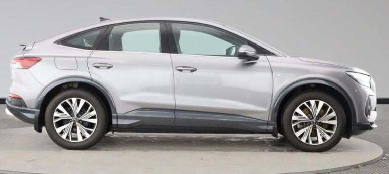 2024 Audi Q4 e-tron Q4 Sportback Sport 45 e-tron quattro 210,00 kW SUV ELECTRIC Automatic