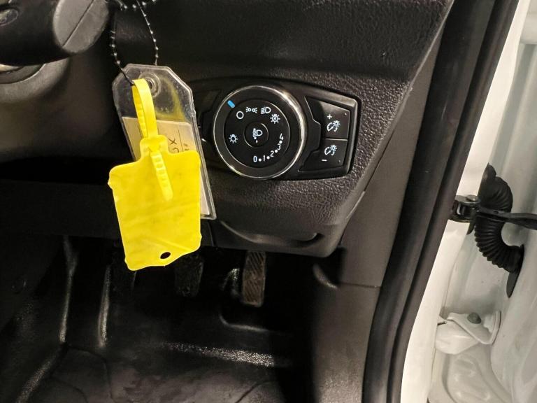 2021 Ford Transit Courier 1.5 TDCi 100ps Limited Van [6 Speed] PANEL VAN DIESEL Manual