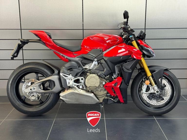 DUCATI STREETFIGHTER V4 S