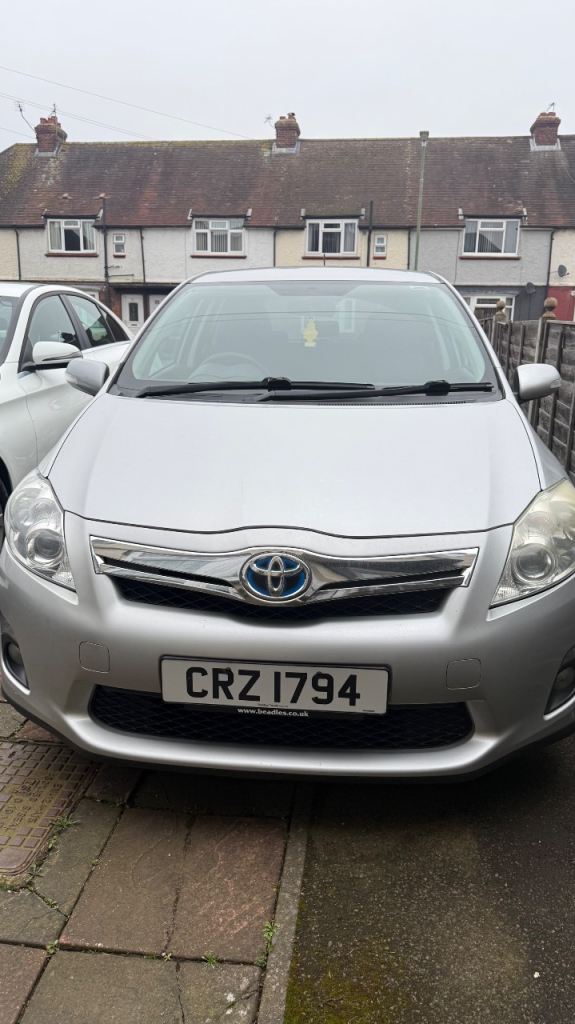 Toyota, AURIS, Hatchback, 2011, Semi-Auto, 1798 (cc), 5 doors