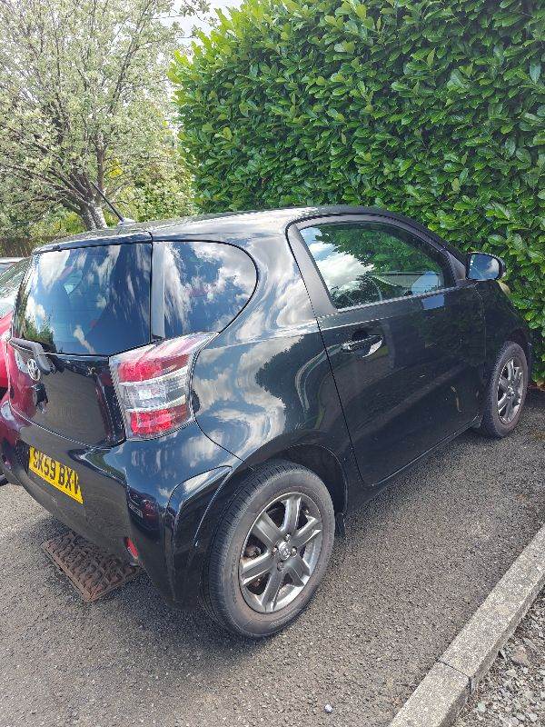Toyota, IQ, Hatchback, 2009, Manual, 998 (cc), 3 doors