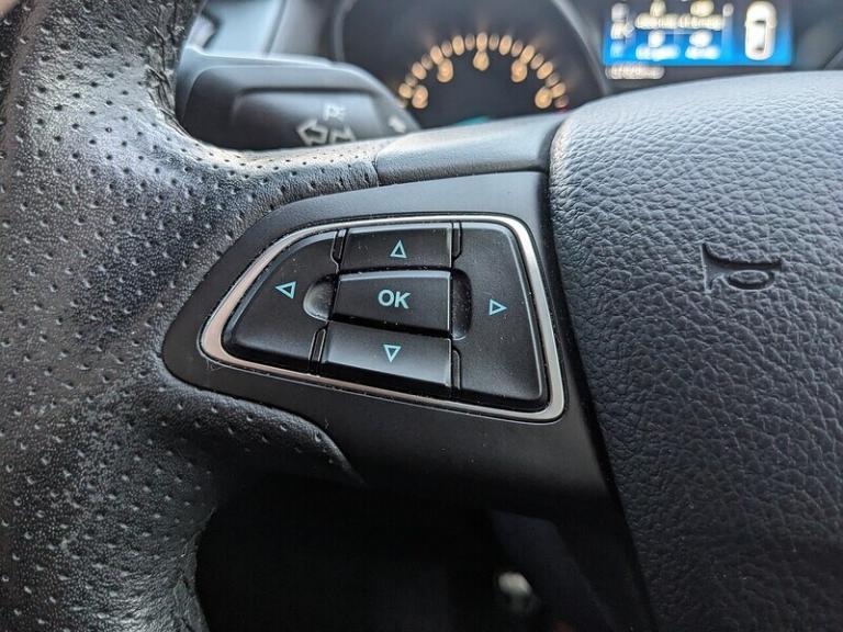 2018 Ford Focus 1.0 EcoBoost 140 ST-Line Navigation 5dr HATCHBACK PETROL Manual