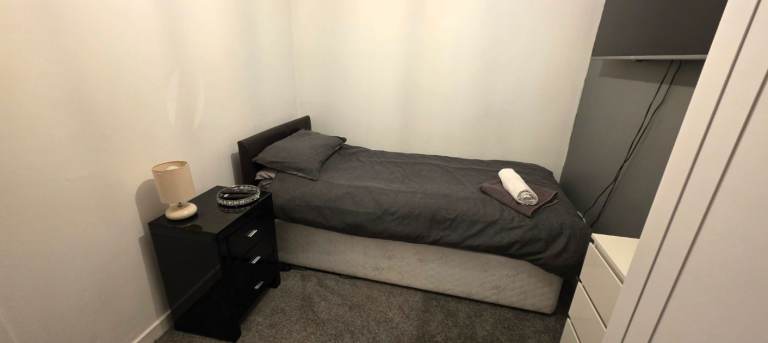 Single room  all bills included alness