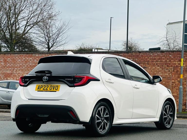 2022 Toyota Yaris 1.5 Hybrid Design 5dr CVT HATCHBACK PETROL/ELECTRIC Automatic