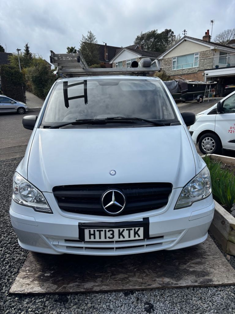 Mercedes Vito van
