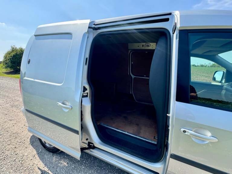 VOLKSWAGEN CADDY MAXI 1.6 TDI C20 CR Trendline MAXI DSG AUTO 2017