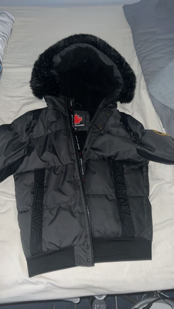 Zavetti Canada grey and black puffer