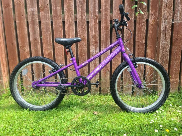 Apollo Envy Junior Hybrid Girls Bike