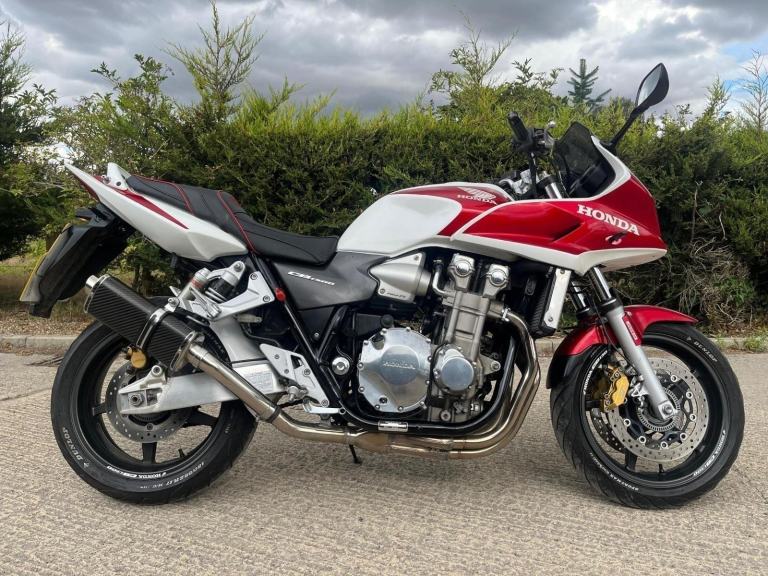 2007 57 HONDA CB 1300 SA-5 CB1300 MUSCLE TOURER RED WHITE CBF1300 XJR CB1300F