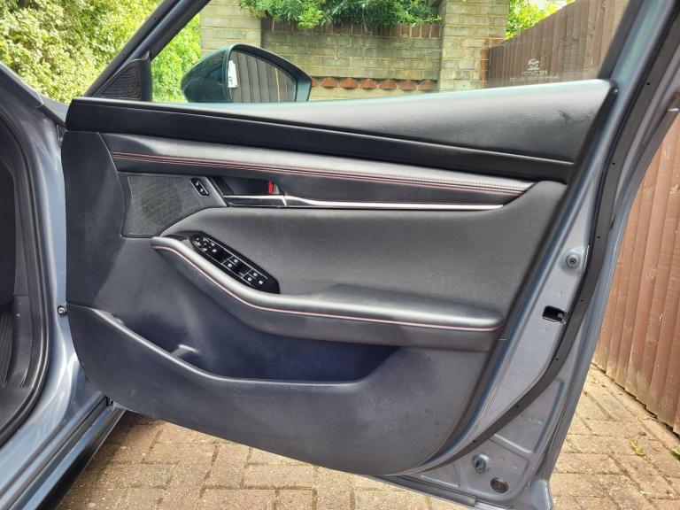 2025 Mazda Mazda3 2.5 e-SKYACTIV-G MHEV Homura Auto Euro 6 (s/s) 5dr HATCHBACK Petrol Automatic