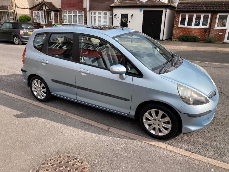 Honda Jazz 2008    34k miles 1 previous owner Full service History 1 Year Mot ULEZ Compliant 