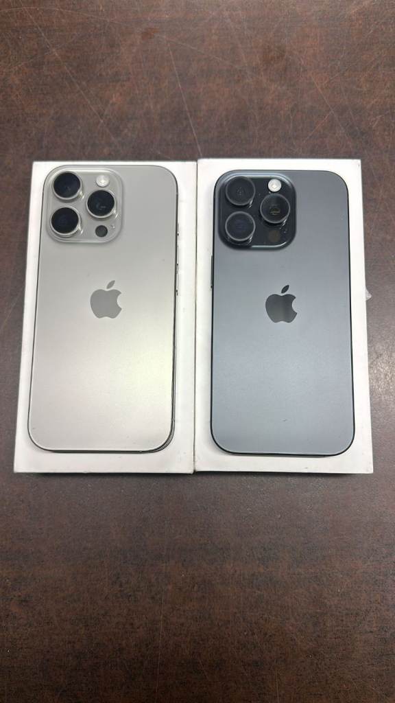 Iphone 16 pro 128gb £550 256gb £580 unlocked with Apple warranty