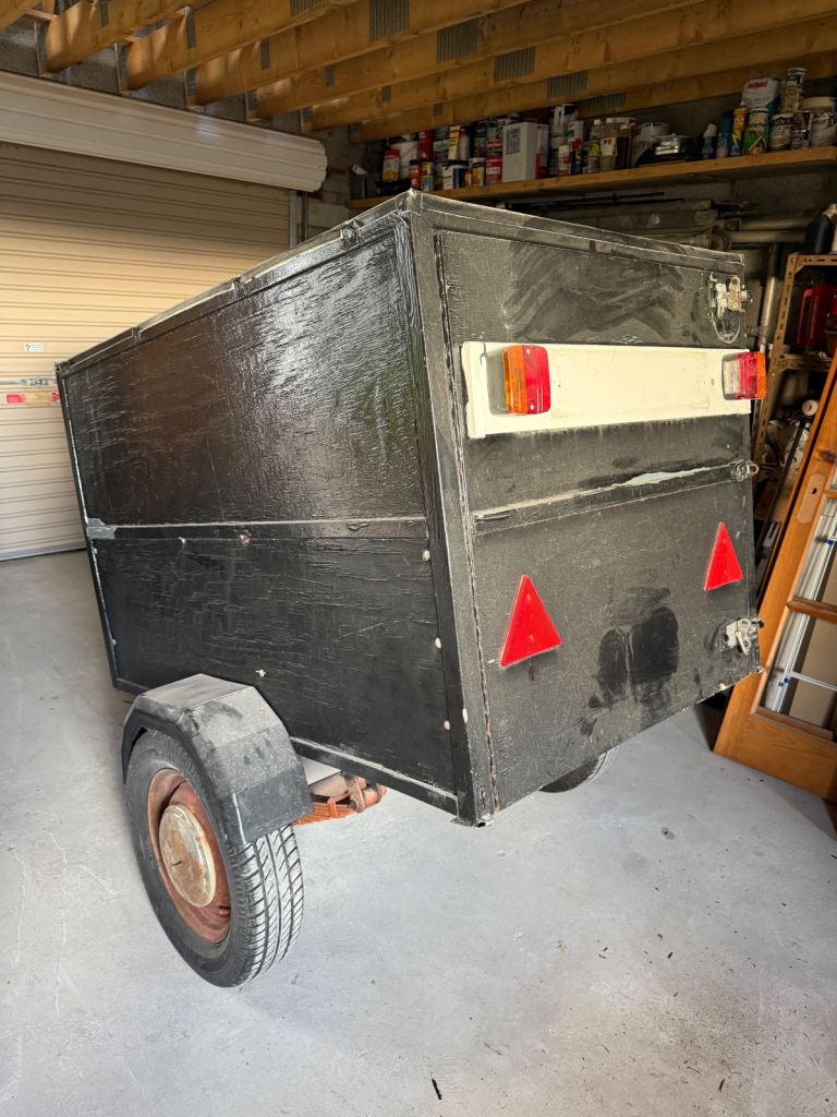Box trailer 