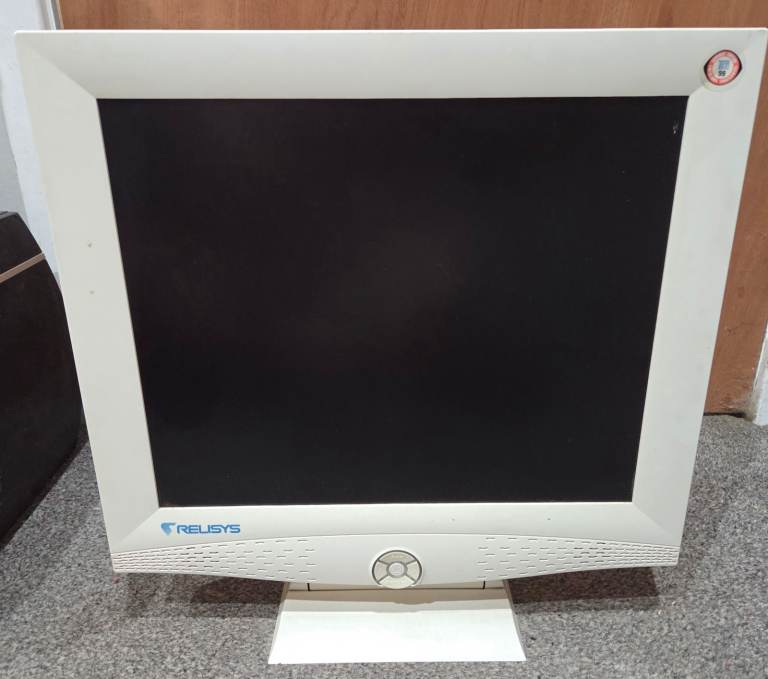 RELISYS TL735 17-inch TFT LCD Monitor – Retro PC Display